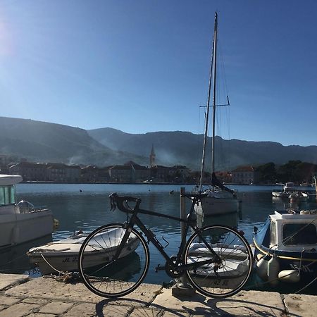 Hvar Guesthouse - Double Bedroom With Private Bathroom イェルサ エクステリア 写真