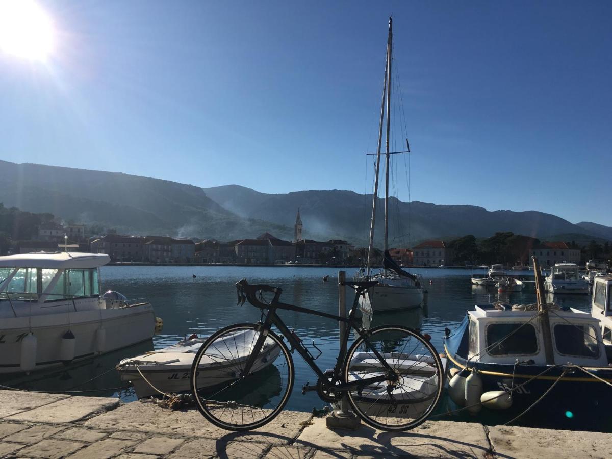 Hvar Guesthouse - Double Bedroom With Private Bathroom イェルサ エクステリア 写真