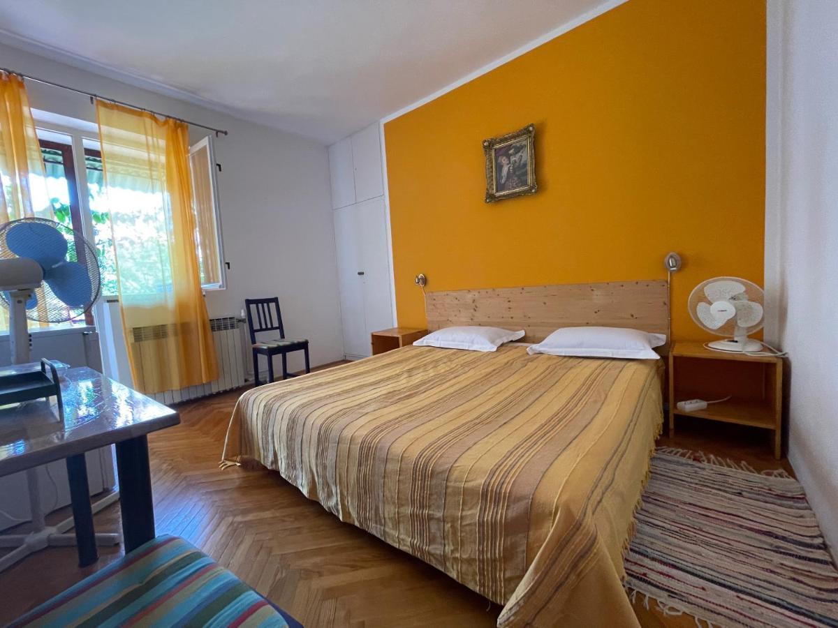 Hvar Guesthouse - Double Bedroom With Private Bathroom イェルサ エクステリア 写真