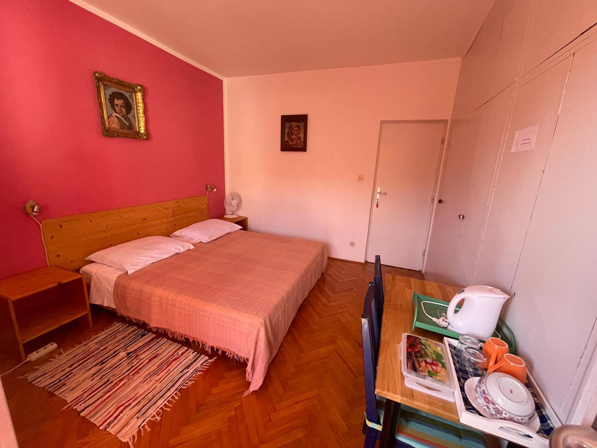 Hvar Guesthouse - Double Bedroom With Private Bathroom イェルサ エクステリア 写真