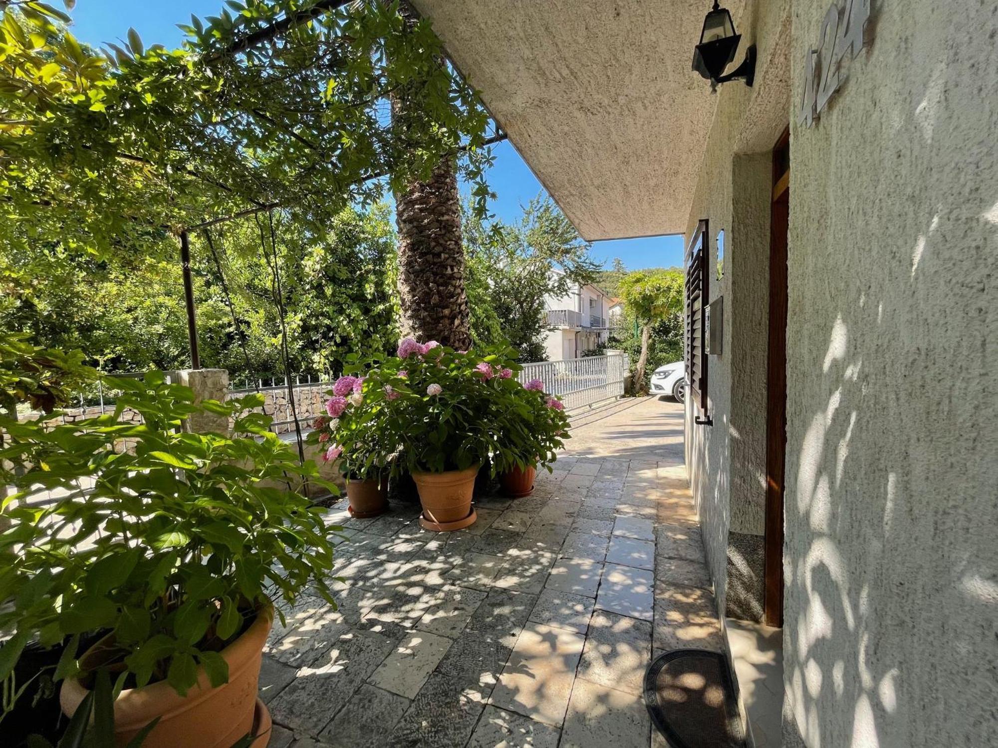 Hvar Guesthouse - Double Bedroom With Private Bathroom イェルサ エクステリア 写真